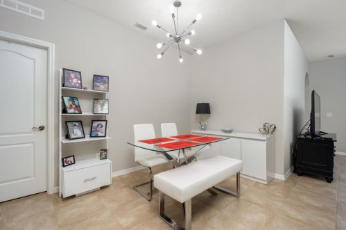 10102 Chadwick Dr, Fort Pierce FL  34987-2420 exterior