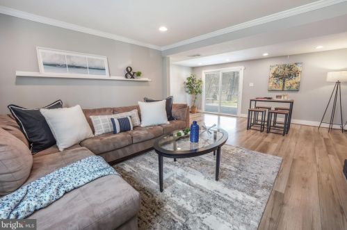 13333 Millwood Dr, Woodbridge VA  22191-1928 exterior