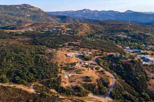 4539 Alpine, Alpine CA  91901-2110 exterior