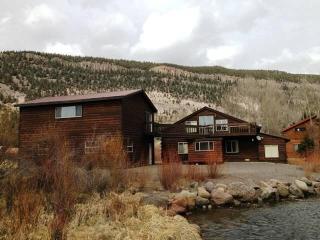 72 Willow Dr, Antonito, CO 81120-9586