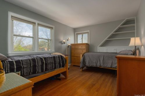 139 Hilburn Rd, Scarsdale NY  10583-6117 exterior