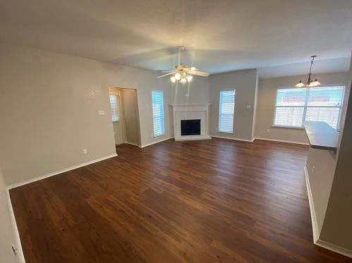 12308 Rolling Ridge Dr, Burleson TX  76028-7562 exterior