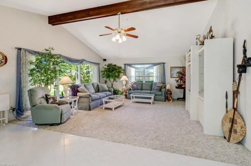 5374 Foxhound Dr, Naples, FL 34104-4901