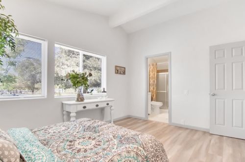 142 M St, Rio Linda CA  95673-2135 exterior