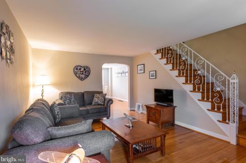 603 Crescent Dr, Manor, PA 19036-1601