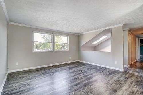 1967 Willow Run Rd, Darbydale OH  43123-1531 exterior