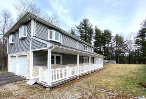 240 Three Mile Rd, Glastonbury, CT 06033-3850
