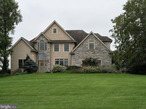 4328 Cider Press Rd, Slatington, PA 18080-3164