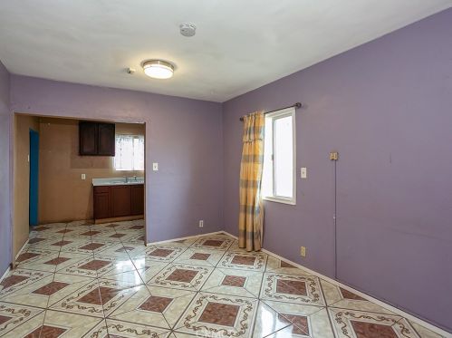 2275 Oris St, Compton CA 90222-3055 exterior