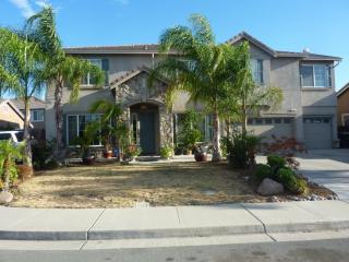 8 Mill Springs Ct, West Pittsburg, CA 94565-6471