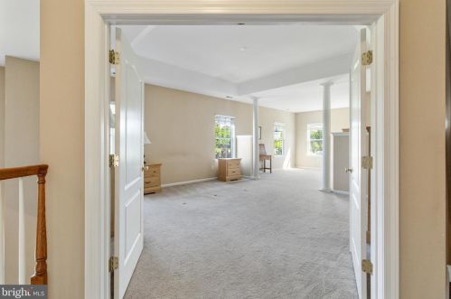 6 Nicole Ct, Swedesboro NJ  08085-3448 exterior