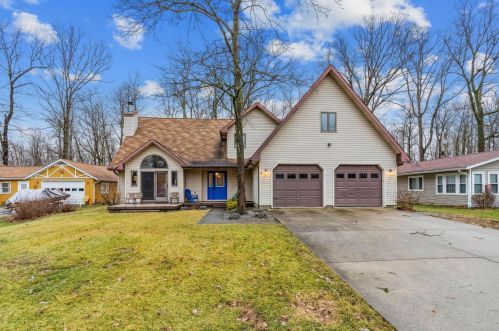 9886 Blackhawk Dr, Huntsville, OH 43324-9662