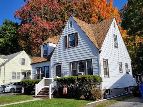 37 Adams Ave, Middletown, NY 10940-6530