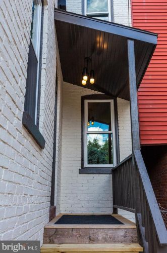 237 Lime St, Lancaster PA  17602-2748 exterior