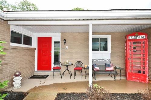 2477 Ridge Rd, Finleyville, PA 15332-1511