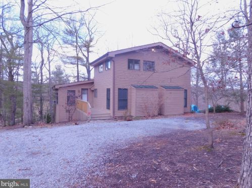 231 Rising Sun Rd, Hedgesville, WV 25427-5566