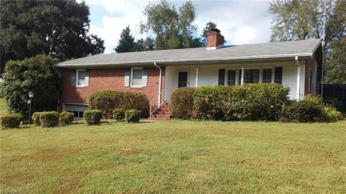 171 Windy Rd, Eden, NC 27288-7672
