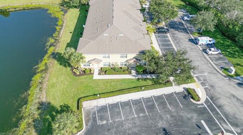9101 Gervais Cir, Naples FL  34120-4792 exterior