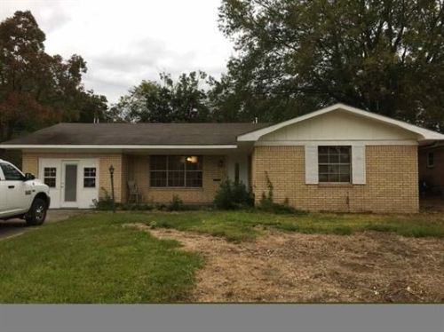 1401 Madison St, Boss, OK 74745-5661