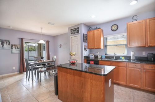 8171 Westfield Cir, Vero Beach FL  32966-1282 exterior