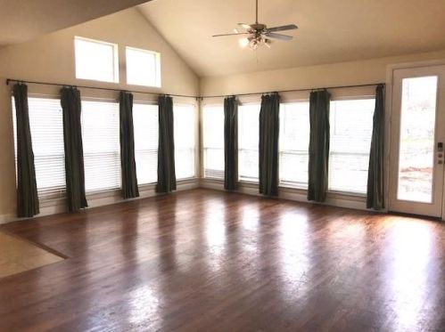 2726 Fountain View Blvd, Cedar Hill TX  75104-8270 exterior