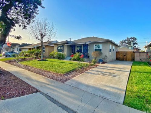 5929 Loomis St, Lakewood, CA 90713-2435