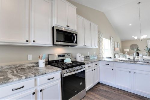 4845 Empress Ave, Lino Lakes, MN 55038
