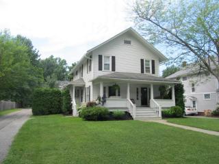 37946 Barber Ave, Willoughby, OH 44094-5827