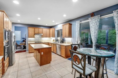 30738 Eastgate Pkwy, Temecula CA  92591-7230 exterior