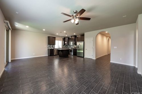 3053 Stanley Ave, Fresno CA  93737-9284 exterior