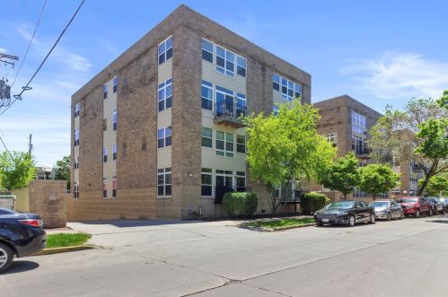 1550 Warren Ave, Milwaukee WI 53202-2296 exterior