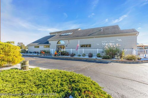 26 Pier, Bricktown, NJ 08723-4703