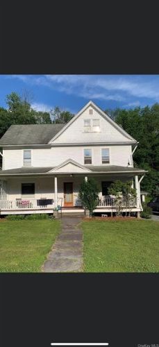 22 Church St, Long Eddy, NY 12760-5631