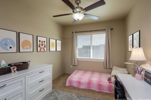 424 Malamalama St, Kapolei HI  96707-2094 exterior