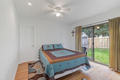 14 Boulder Rdg, Danbury CT  06811-3144 exterior