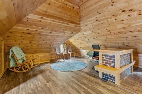 340 Grandview Ave, Zelienople PA  16063-1101 exterior