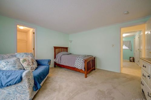 4 Three Garden Ter, Southington CT  06489-1828 exterior