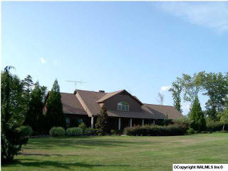 3004 Chapel Hill Rd, Decatur, AL 35603-4020