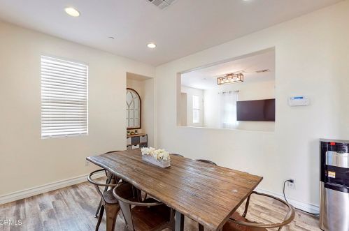 3120 Lisbon Ln, Oxnard CA 93036-7623 exterior