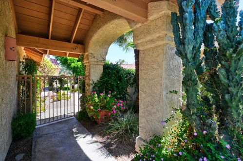 10012 Purdue Ave, Scottsdale, AZ 85258-5202