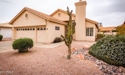 10624 Halley Dr, Chandler, AZ 85248-7798