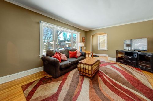 4728 37th Ave, Minneapolis, MN 55406-3856