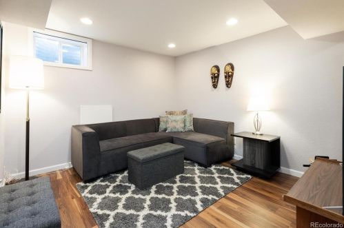 3100 Steele St, Denver CO 80205-4335 exterior