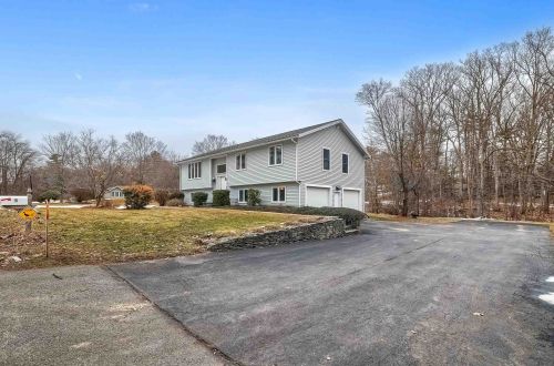 5 Alfred Dr, Salem, NH 03079-1741
