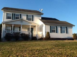 101 Crystal Springs Cir, Johnson City TN  37615-2336 exterior