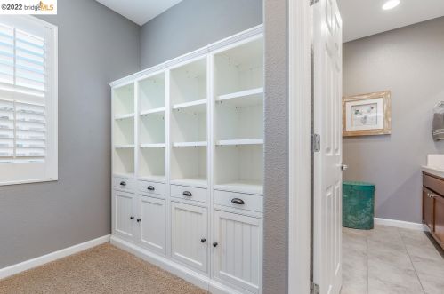 15 Solstice Ct, Oakley CA  94561-1759 exterior