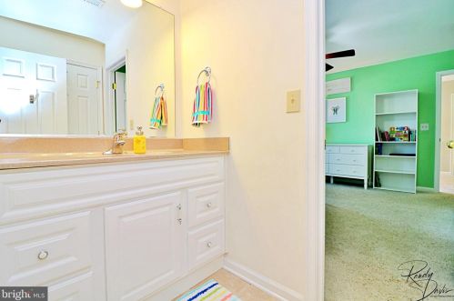 59 Brighton Pl, Charles Town WV  25414-2584 exterior