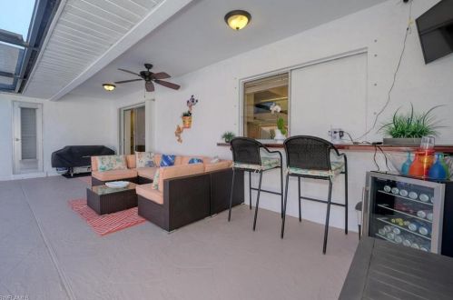 1125 47 Ter, Cape Coral FL  33904-9165 exterior