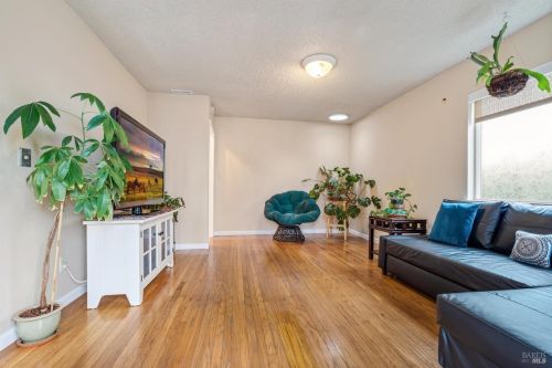 1006 Rutledge Ave, Santa Rosa CA  95404-5510 exterior