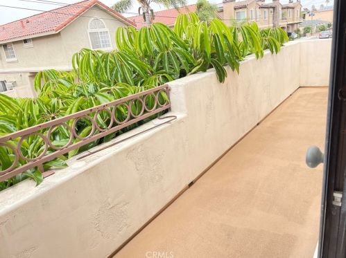 2401 Rockefeller Ln, Redondo Beach CA  90278-3806 exterior